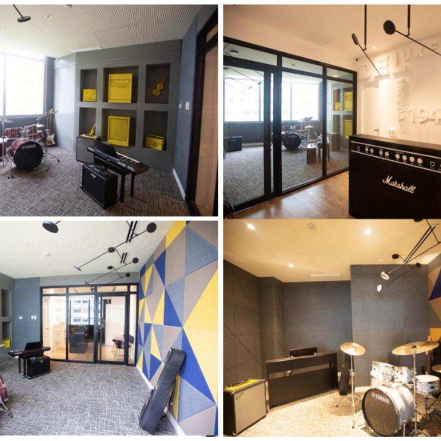 Acellyne'S Suites At The Residences At Commonwealth By Century Quezon City Exterior photo