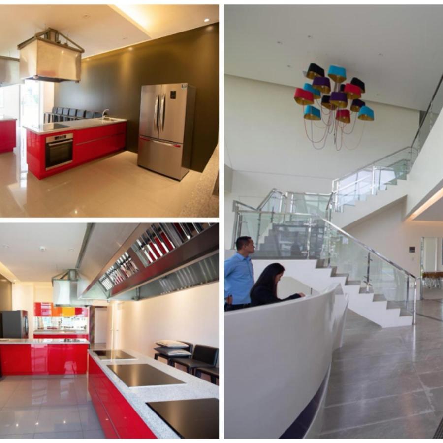 Acellyne'S Suites At The Residences At Commonwealth By Century Quezon City Exterior photo